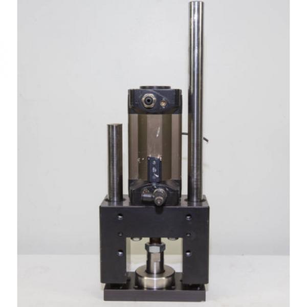 Rexroth Pneumatic Cylinder Air Ram 50mm Bore 40mm Stroke Linear bearing slides #1 image