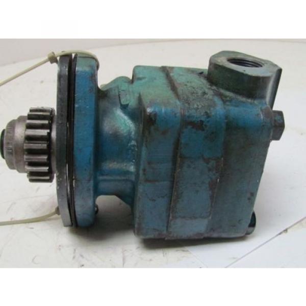 Vickers V20 1P11P 3C20 LH Hydraulic Pump #7 image