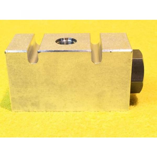 ***NEW***  ZINGA INDUSTRIES 3000 PSI 12 GPM HYDRAULIC IN LINE FILTER BLOCK #6 image
