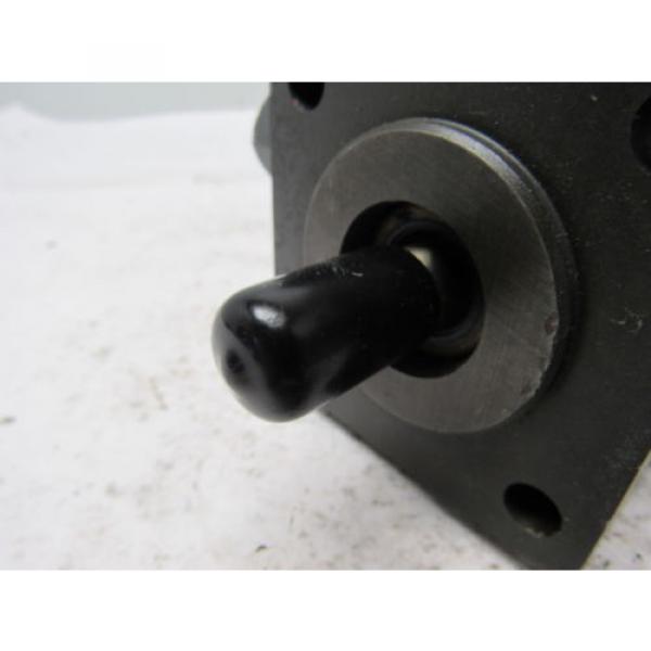 Lubriquip 540-800-091 Meter-Flow Gear Type Pump New P/N 557818 #7 image