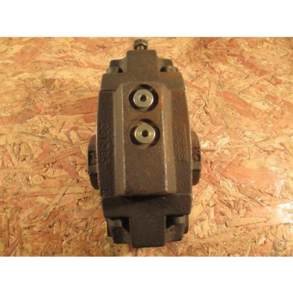 VICKERS HYDRAULIC PRESSURE CONTROL VALVE  RCT 06 F3 30  475- 2000 # #4 image