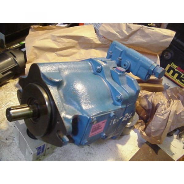Genuine Eaton Vickers hydraulic Variable piston pump PVQ40AR02AB10B2 02-341953 #1 image