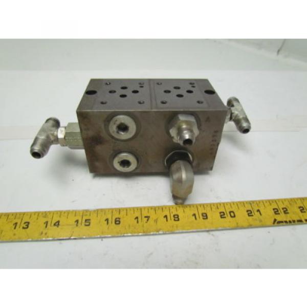 Vickers DGMS-3-2E-10-S 2 station hydraulic subplate port size SAE 3/4-16 UNF-2B #3 image