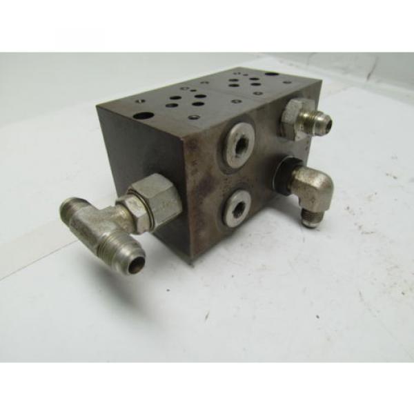 Vickers DGMS-3-2E-10-S 2 station hydraulic subplate port size SAE 3/4-16 UNF-2B #7 image