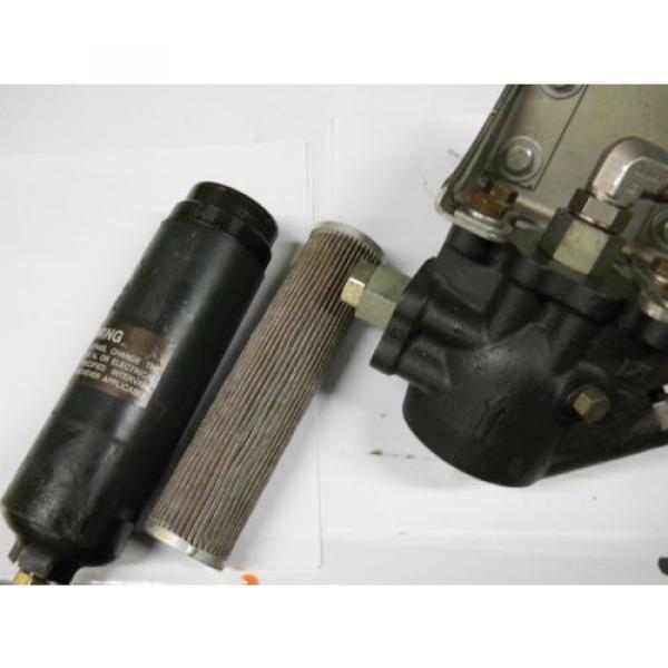 VICKERS H6101A4 1B2 HYDRAULIC FILTER HOUSING ASSEMBLY 6000 PSI USED CONDITION #2 image