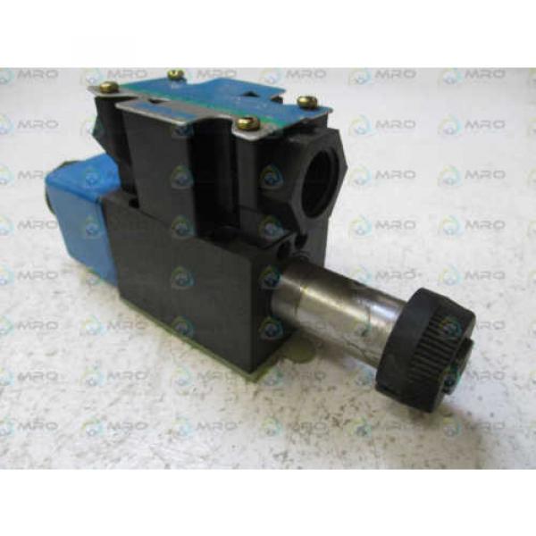 VICKERS DG4V-3S-2C-M-FW-B5-60 HYDRAULIC SOLENOID VALVE AS PICTURED USED #4 image