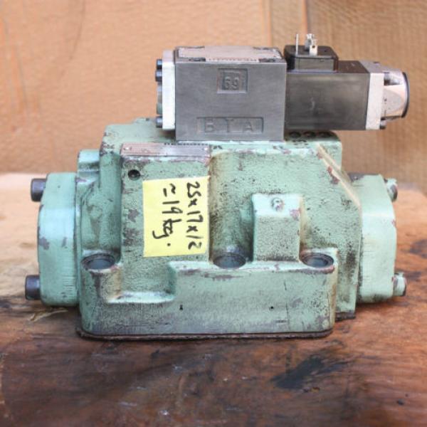 Rexroth HYDRONORMA 4 WH 22 E60UET 4WE 6 D52AW110-50NZ5LB15 Hydraulic Valve #1 image