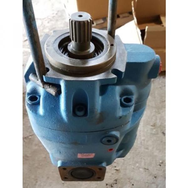 origin Eaton Vickers Hydraulic Piston Pump PVM131MR / 123AL00829A #1 image