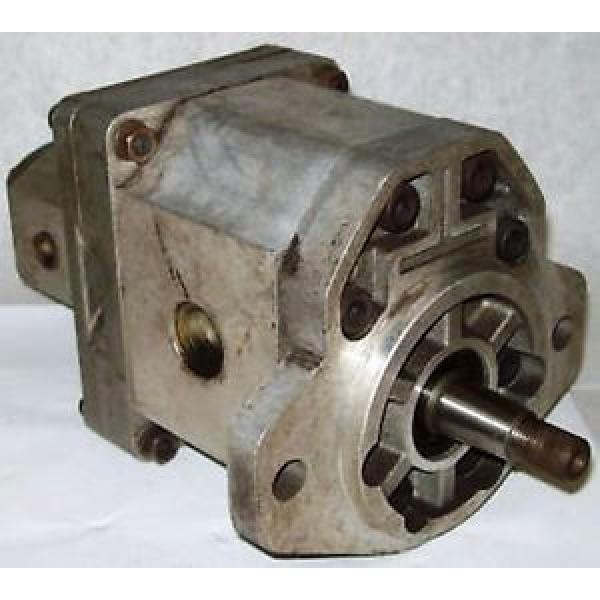 Sundstrand Sauer Hydraulic Pump TAP229026.5DC047LADE/5M #1 image