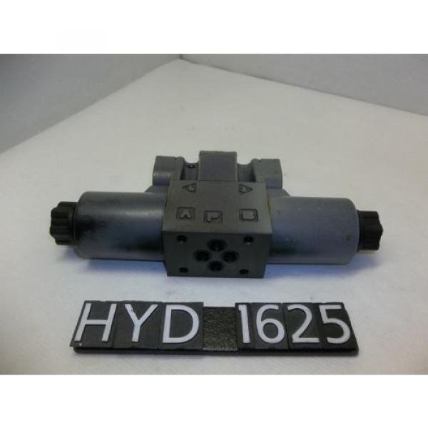Nachi SS-G01-C5-R-D2-E30 Hydraulic Directional Control Valve HYD1625 #3 image