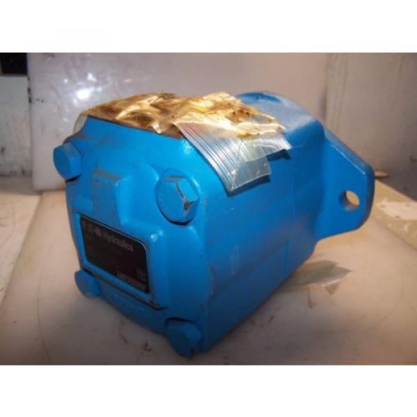 NEW EATON VICKERS LOW NOISE HYDRAULIC VANE PUMP 25 GPM 35V25A-1A22R #3 image