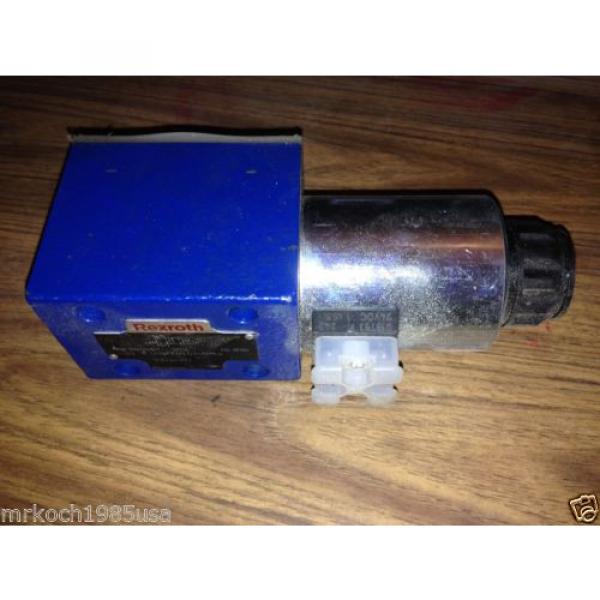 NOS REXROTH R900588201 HYDRAULIC DIRECTIONAL CONTROL VALVE #1 image